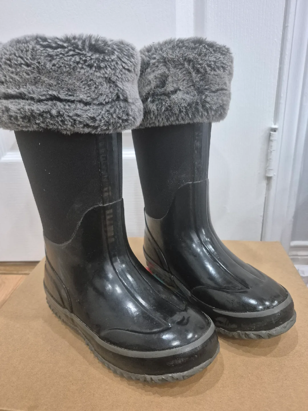 Cougar Black Winter Boots Size 1