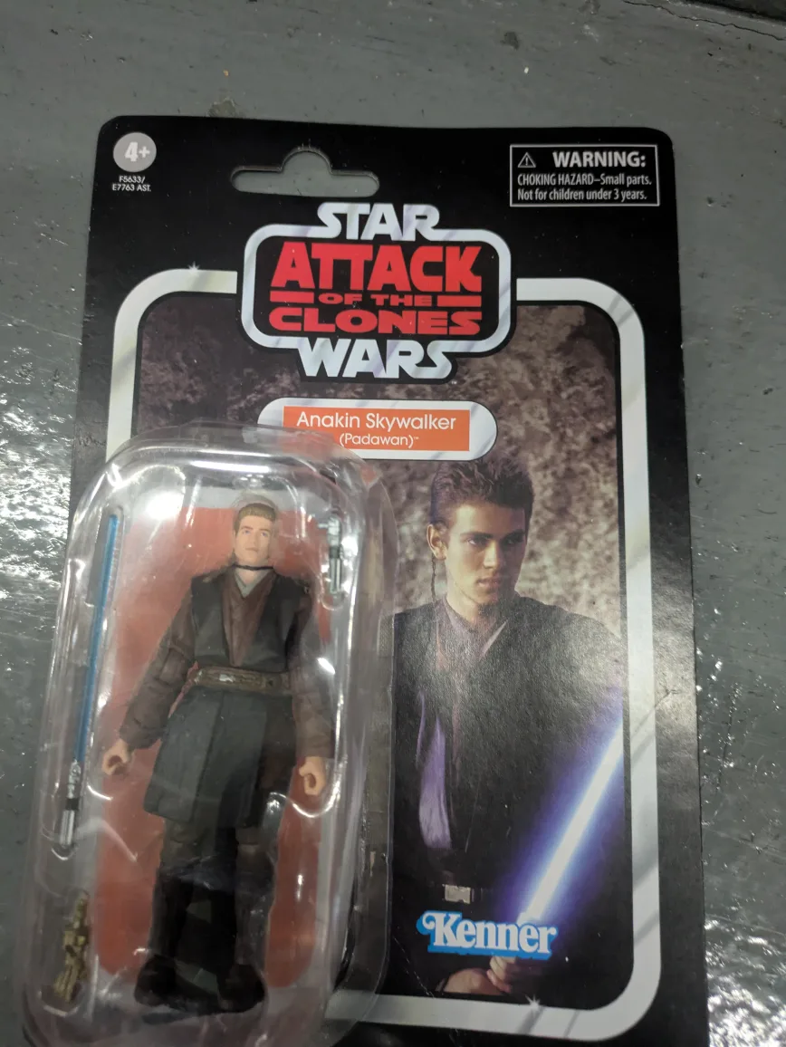 Star Wars Anakin Skywalker (Padawan) Action Figure thumbnail
