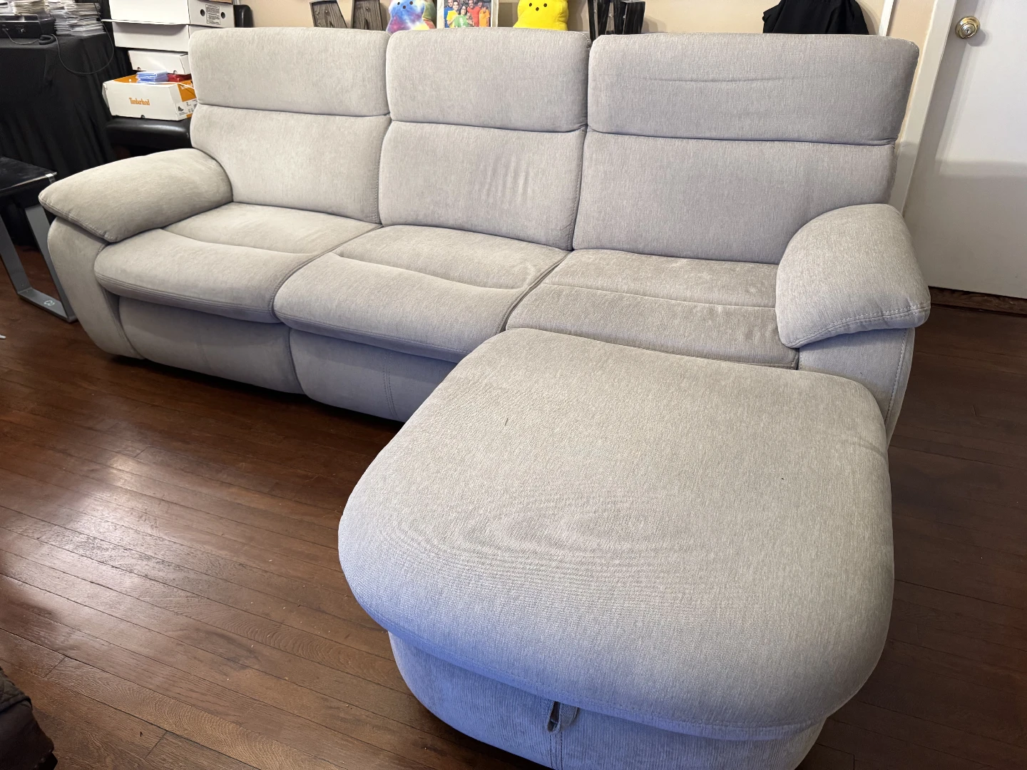 recliner sofa with storage - photo 2