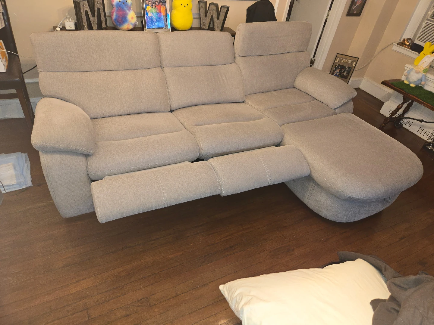 recliner sofa with storage - photo 3