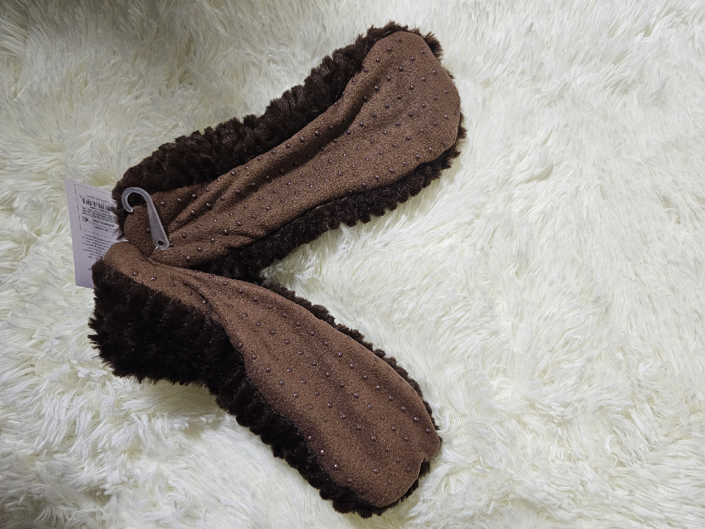🥕Auden Faux-Fur Slipper Socks - Size M/L - photo 4