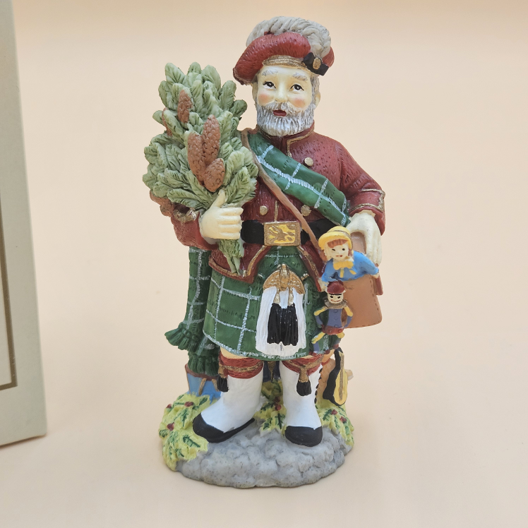 The International Santa Claus Collection Scotland First Footer - photo 2