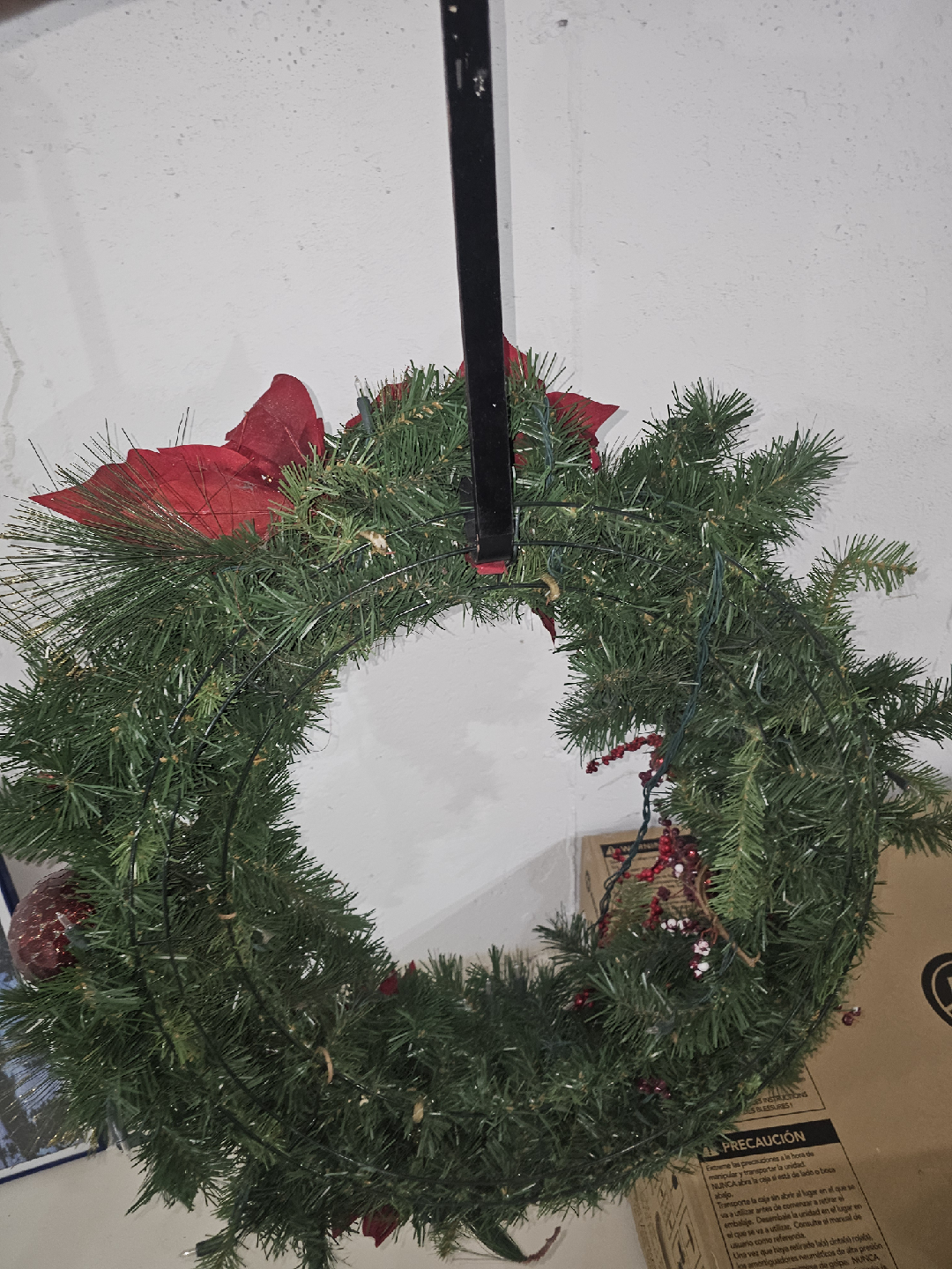Christmas Wreath with Lights and Decorations - photo 2