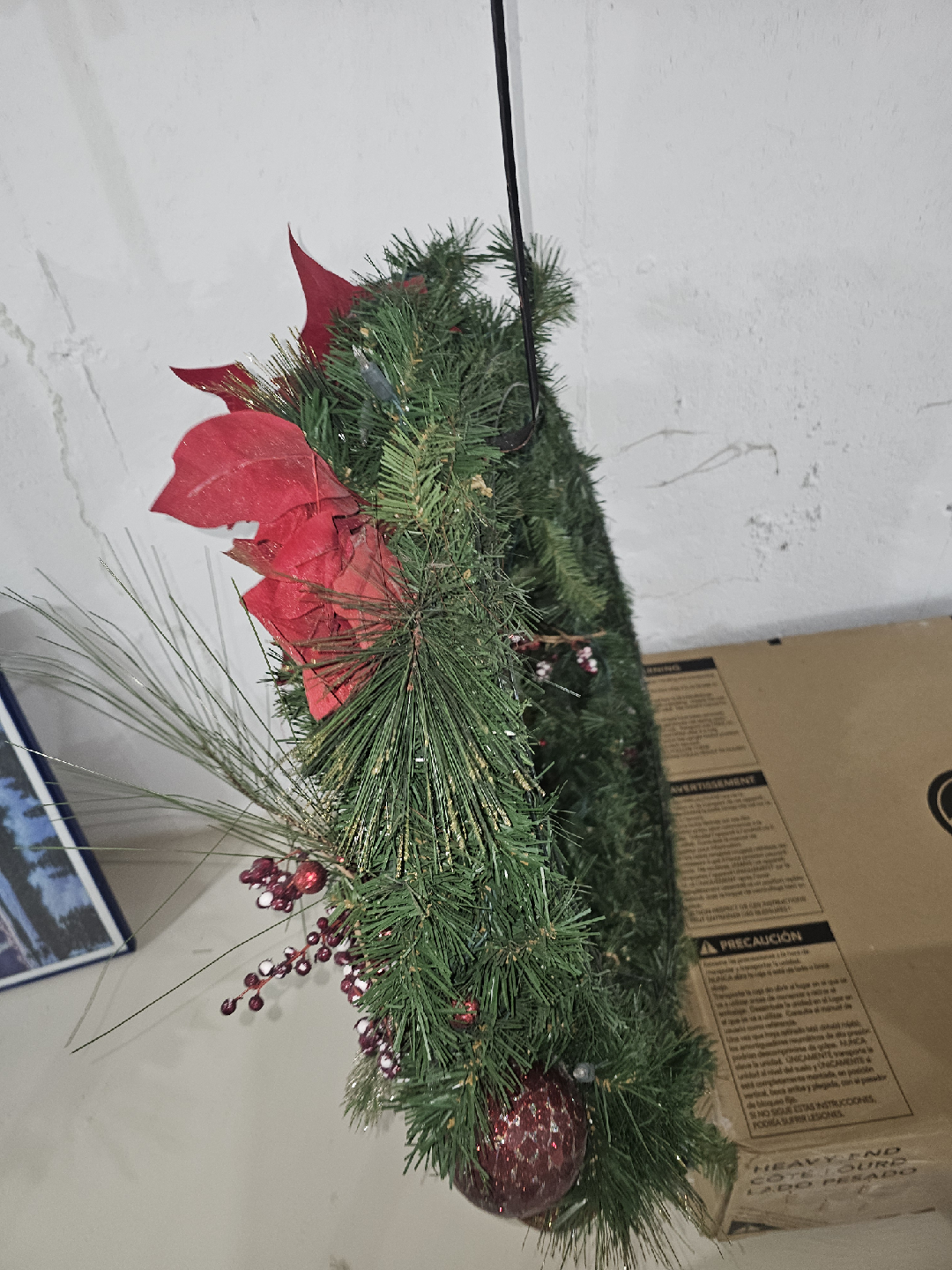 Christmas Wreath with Lights and Decorations - photo 3