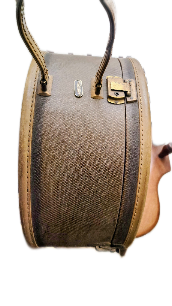 Vintage Round Hat Box american tourister - photo 2