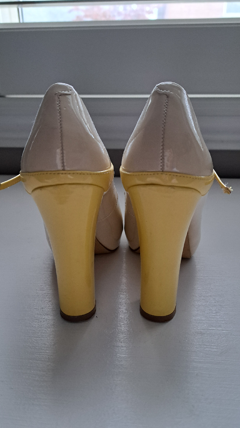Nine West Beige & Yellow Heels, Size 5 - photo 4