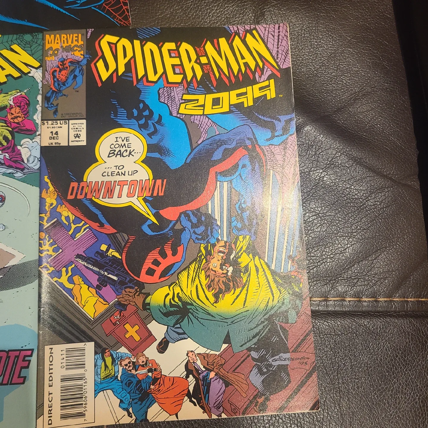 Marvel Spider-Man & Venom Comic Books image indicator(5)