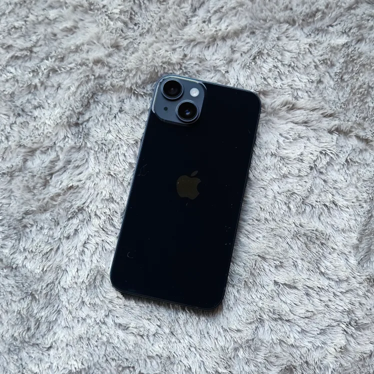 Apple iPhone 14 128GB - Like New! image indicator(6)