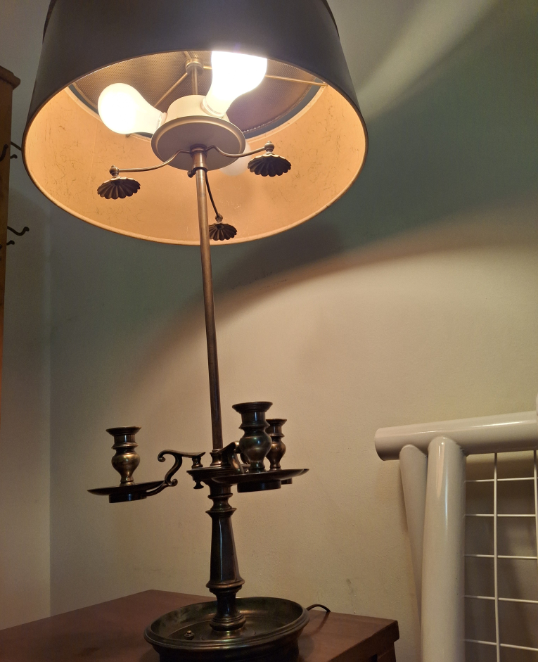 Table lamp for living room or bedroom - photo 2