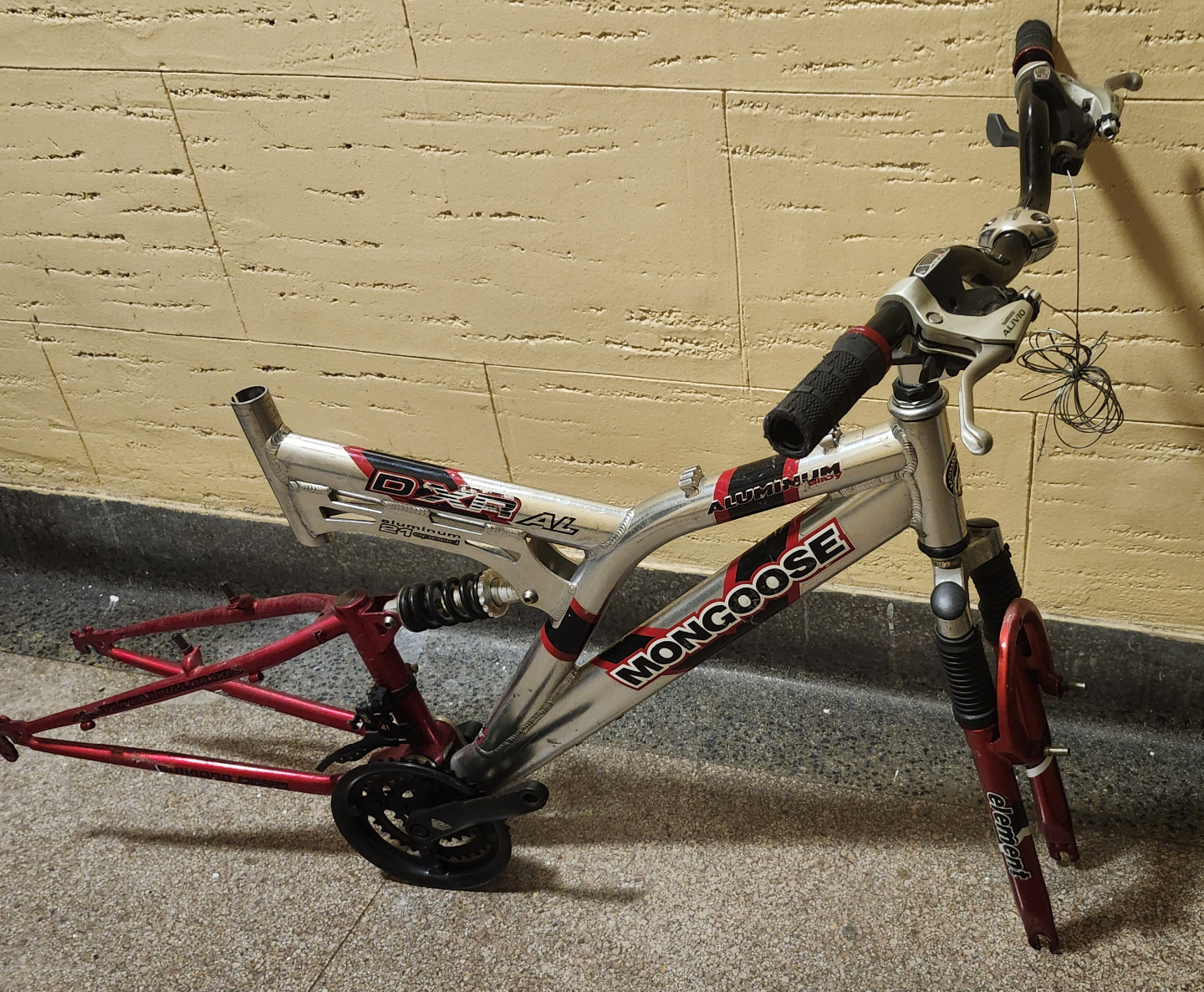 Mongoose DXR AL Aluminum 16 3/4" Full Suspension Frame - photo 4