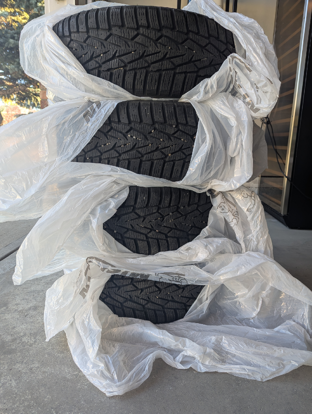 Nordman Winter Tire Set of 4 - 215/55R17 - photo 4