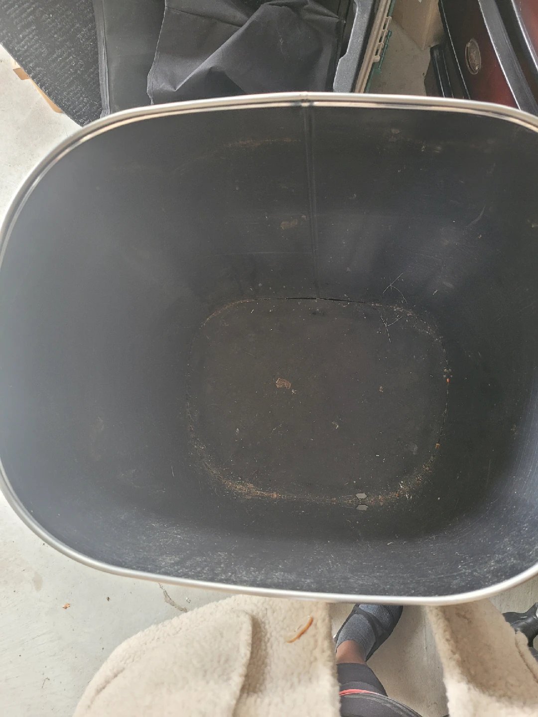 Nine Stars Motion Sensor Trash Can - photo 3
