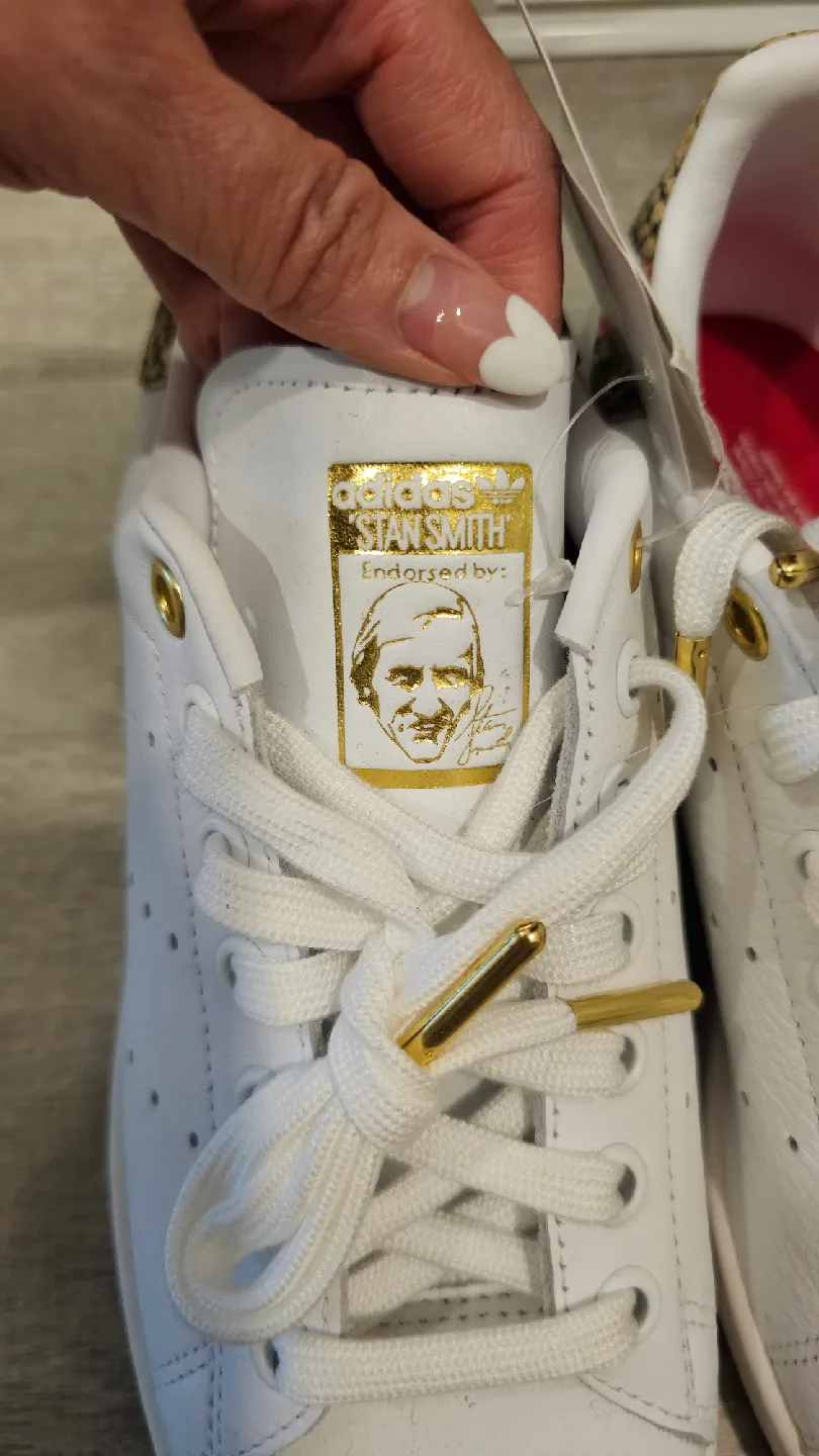 New Adidas Stan Smith White/Gold Shoes Size 6.5 US image indicator(2)