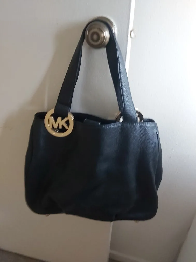 Michael Kors Black Leather Handbag image indicator(2)