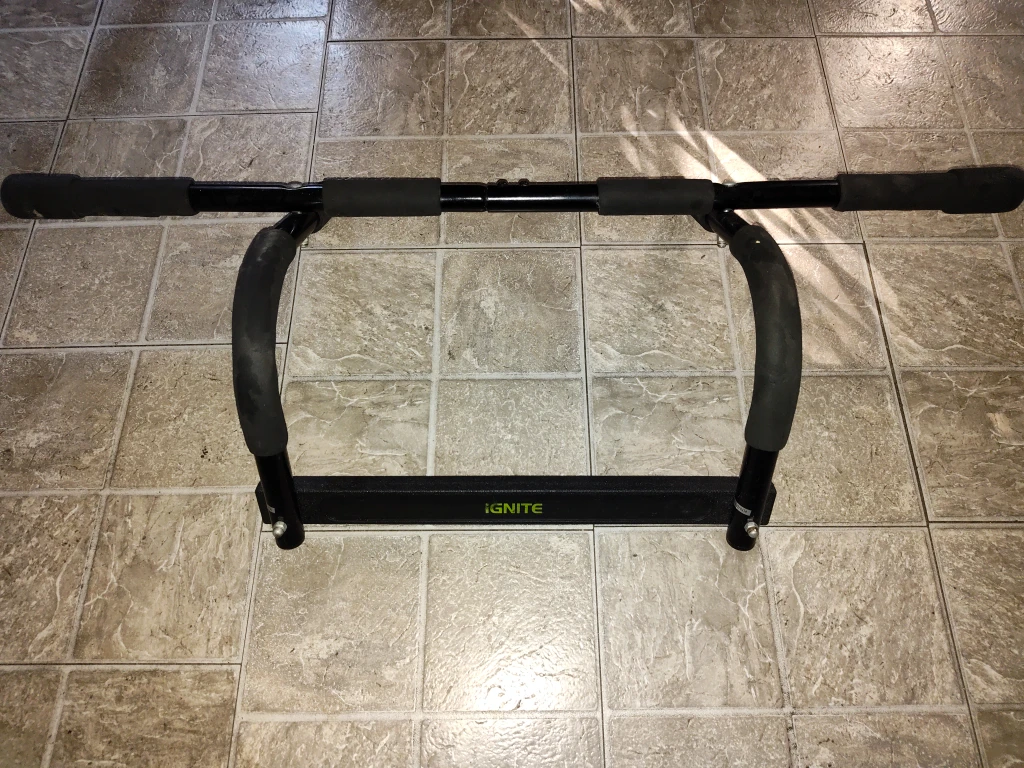 IGNITE Pull-Up Bar
