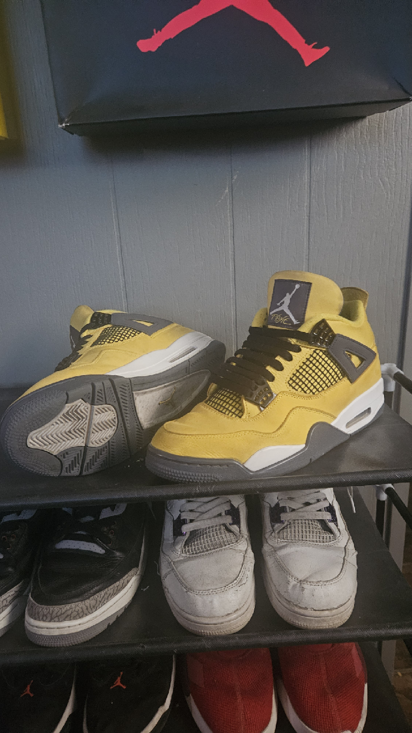 Air Jordan 4 Retro Lightning - photo 3