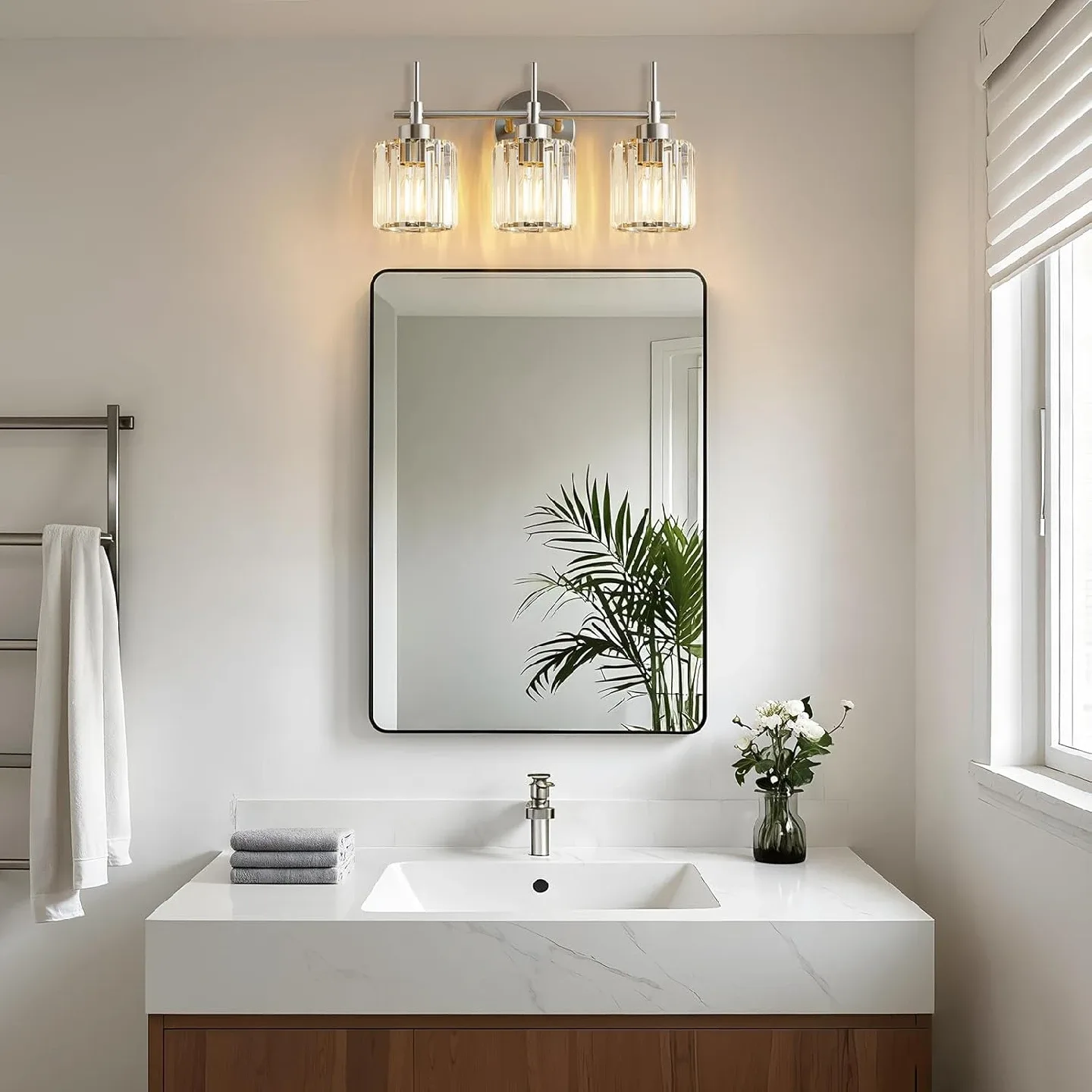 Crystal Bathroom Light Fixture BNIB image indicator(4)