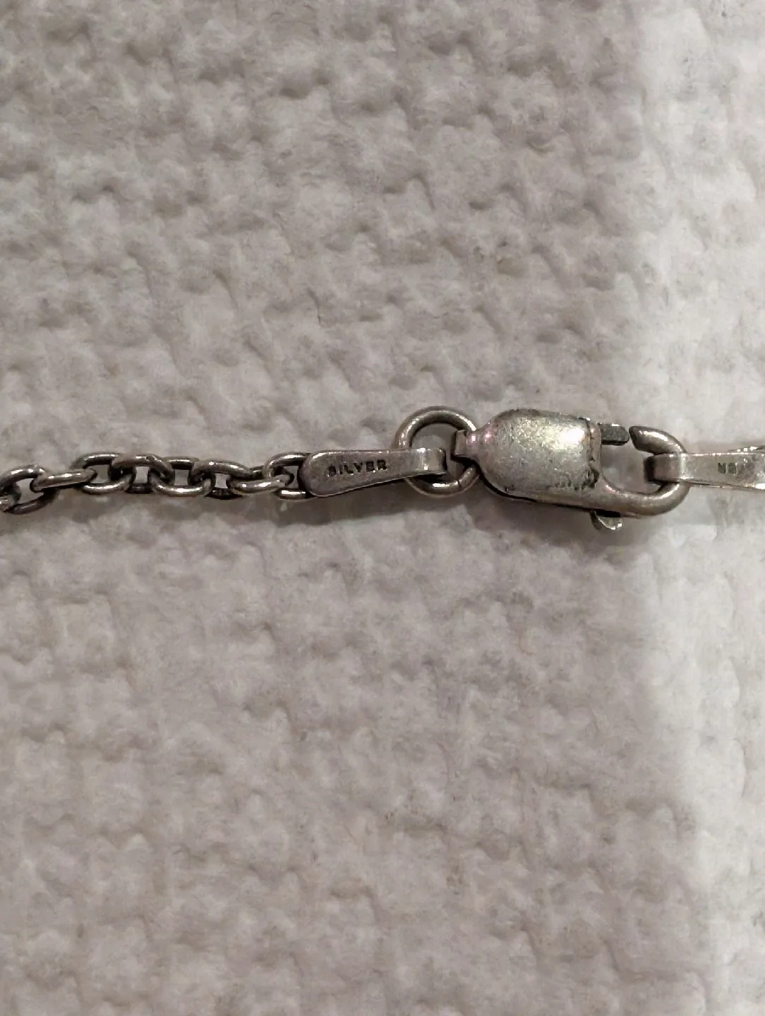 Handcrafted  1947 Silver Dime "Smiley" Pendant Necklace image indicator(2)