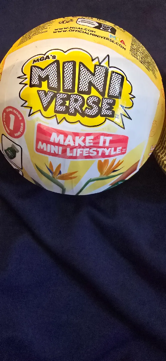 MGA's Mini Verse Make It Mini Lifestyle image indicator(2)