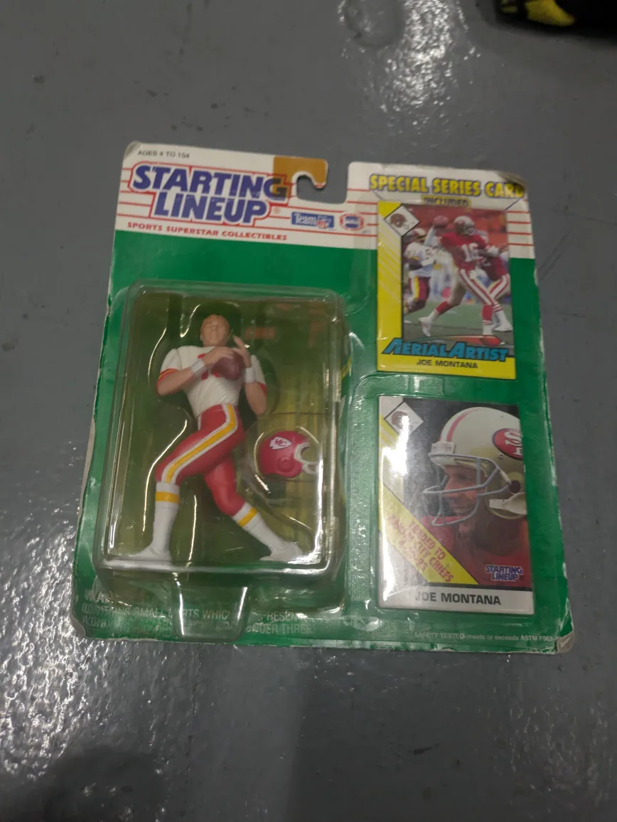 Joe Montana Starting Lineup 1993 Edition thumbnail