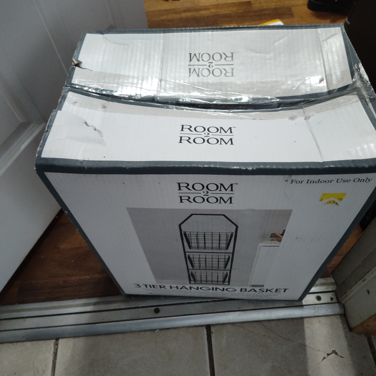 Room2Room 3 Tier Hanging Basket - New in Box! - photo 2