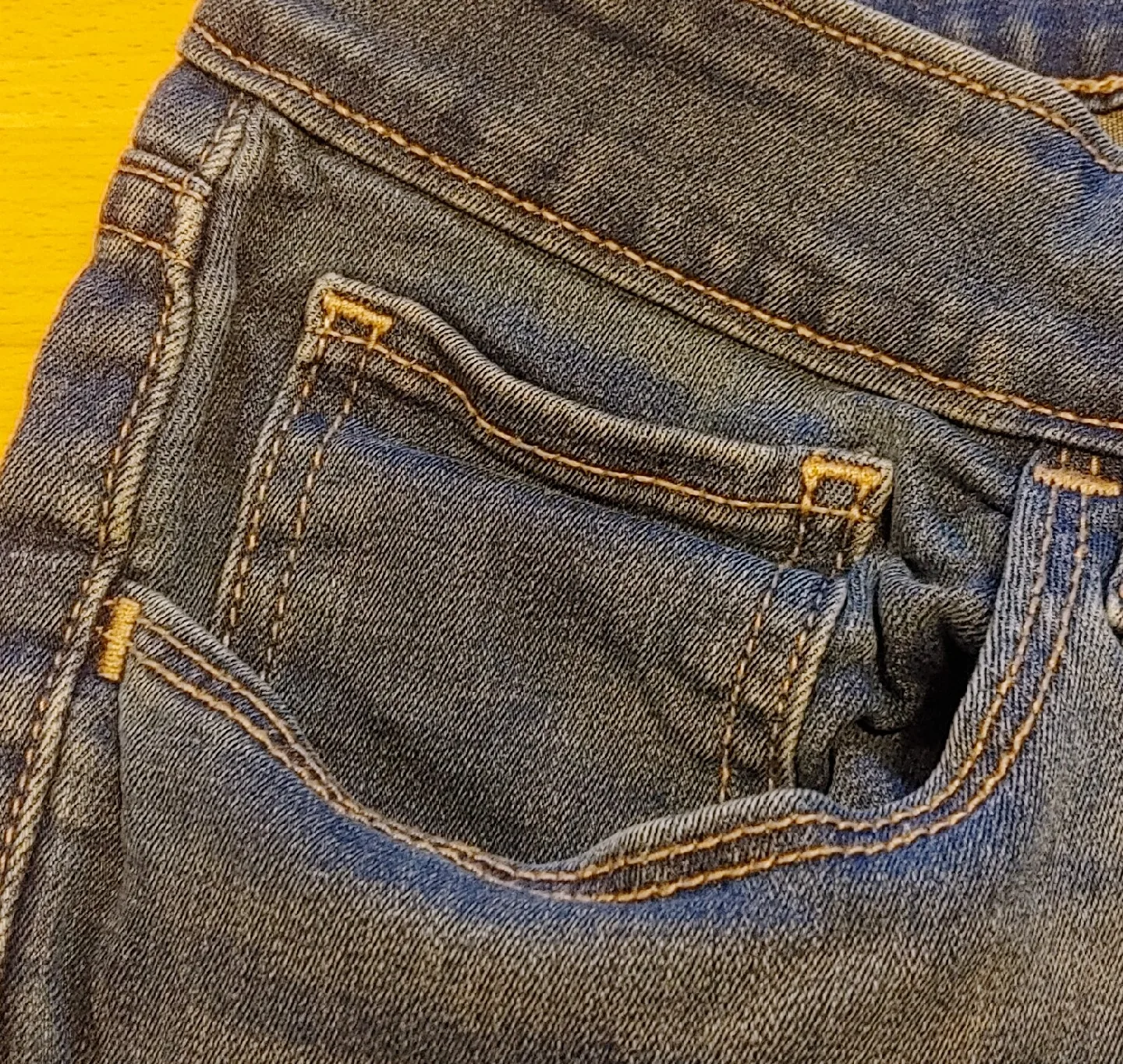 Levi's 535 Super Skinny Jeans - Size 30 image indicator(7)