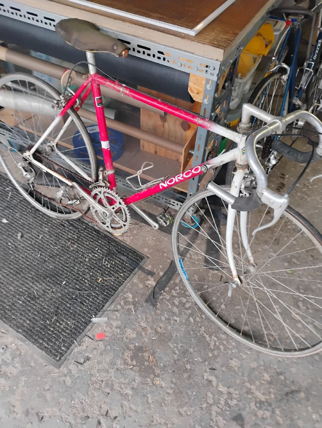 Norco Monterey Road Bike - Red & White vintage