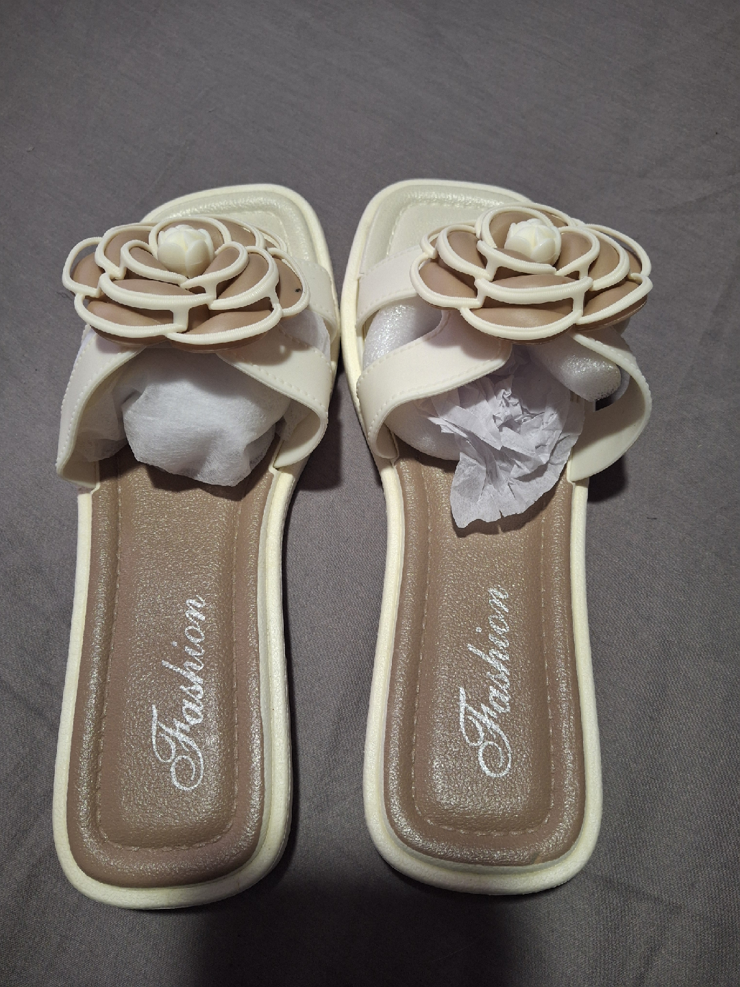 Fashion Flower Slides - Size 40-41 🥕 - photo 3