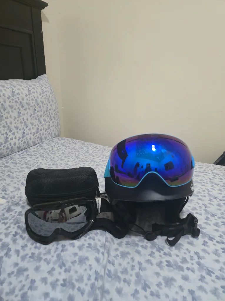 Burton Snowboard Set with Boots (Size 11) image indicator(4)