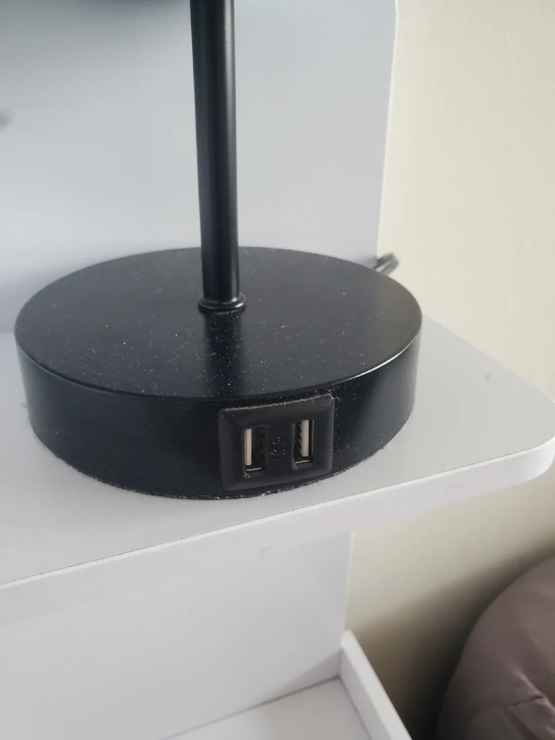 Table Lamps image indicator(4)