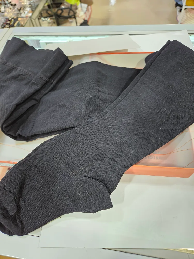 Varimed Medical Compression Stockings - Black, Size No. 3 image indicator(2)