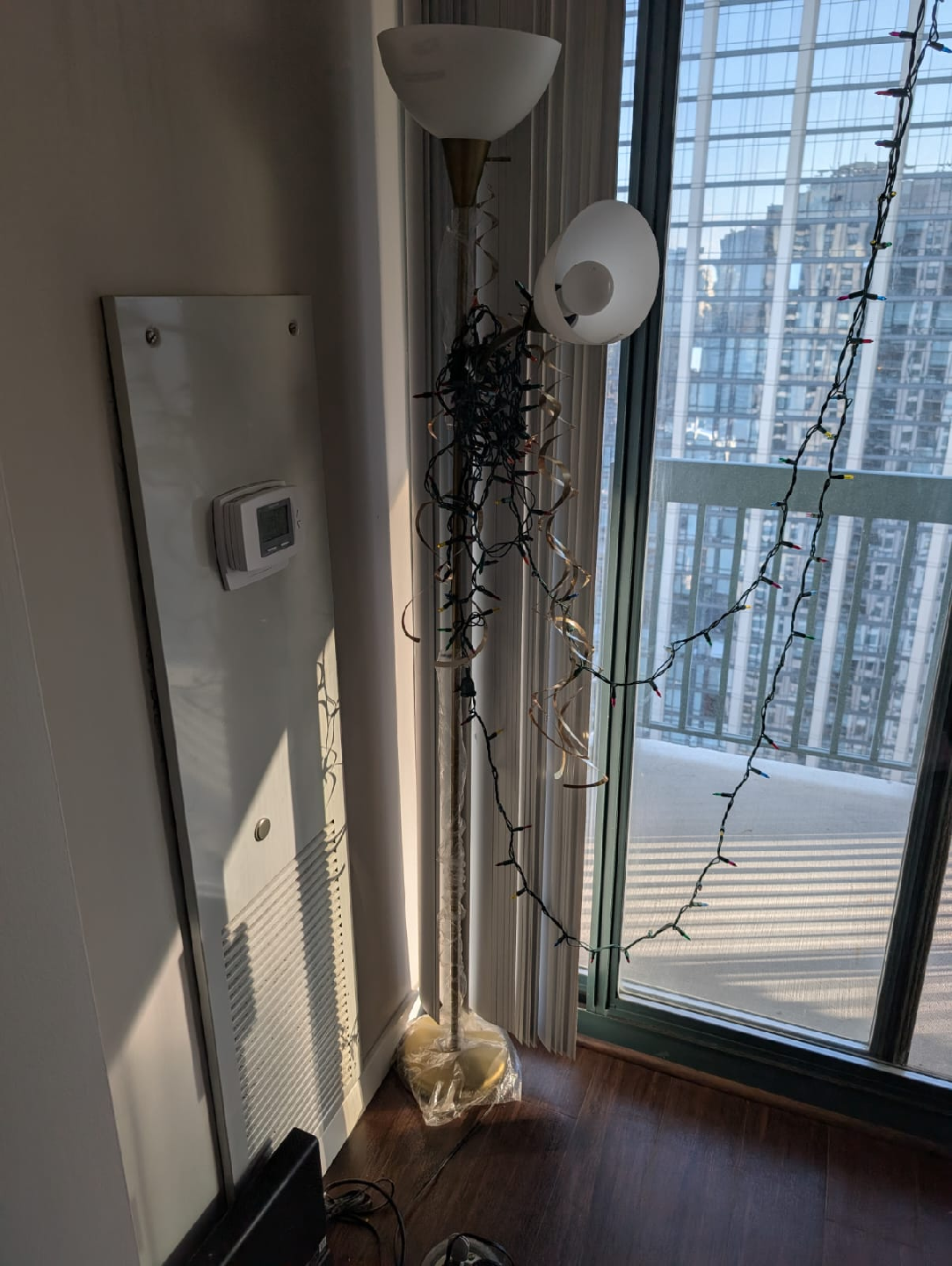2 Floor Lamp with Shelves - Black