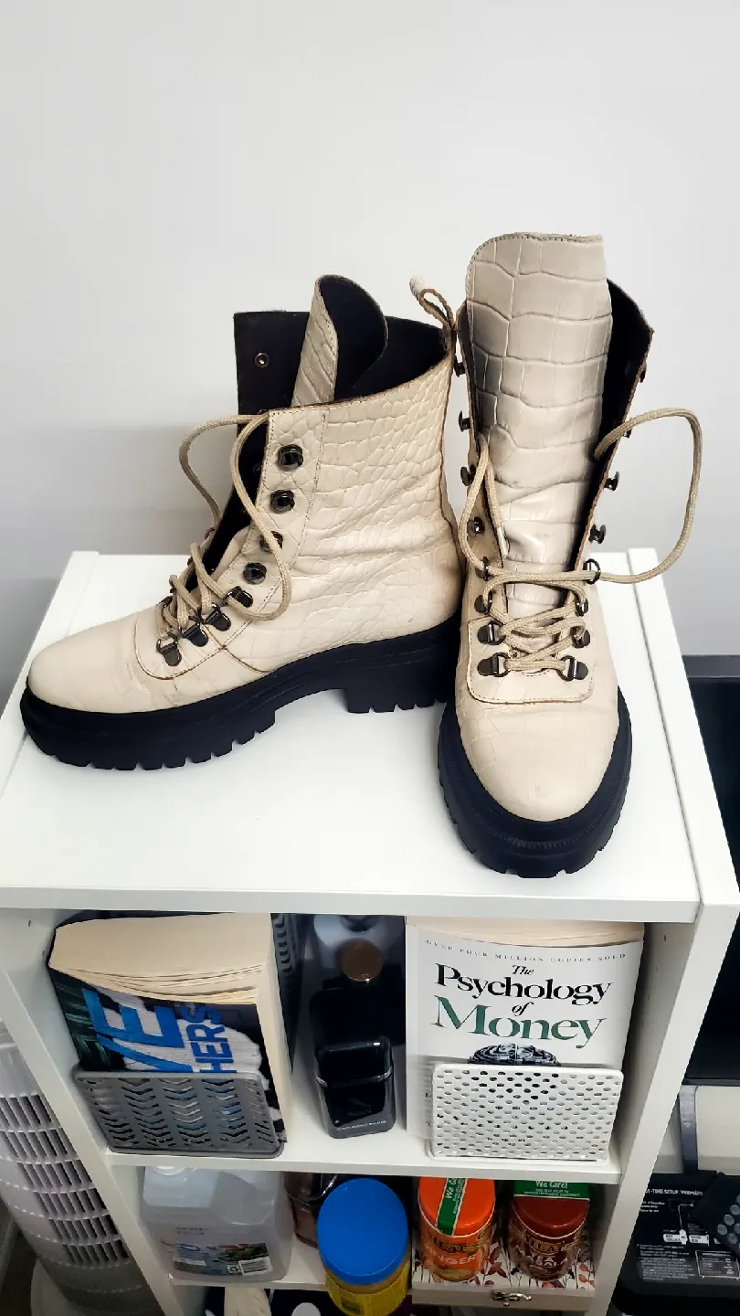 Beige Lace-up Ankle Boots - Size 37 image indicator(4)