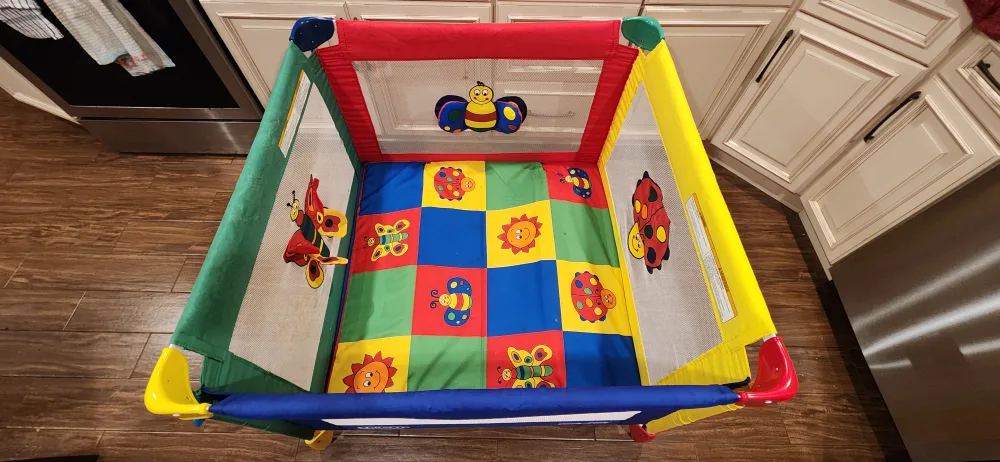 Graco Pack 'n Play Playard - Colorful image indicator(2)
