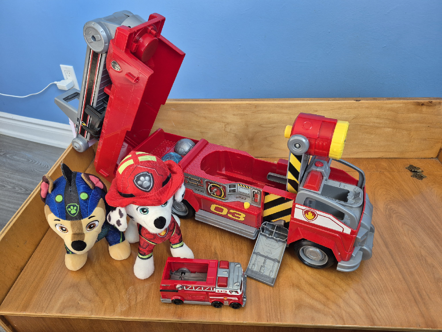 Paw Patrol Marshall's Transforming Fire Truck