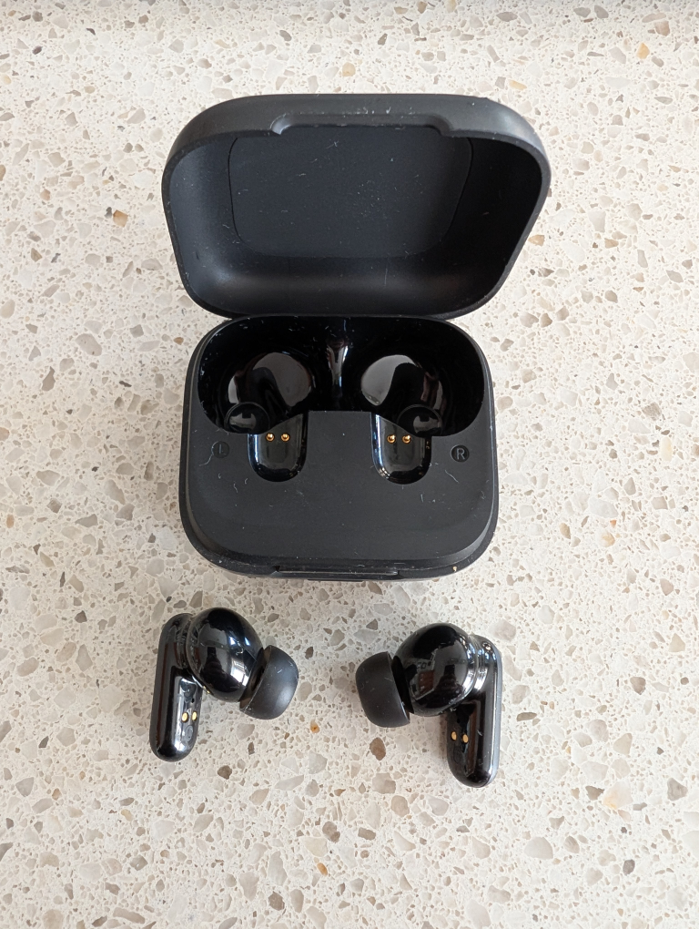 Anker Soundcore P30i Wireless Earbuds - Black - photo 3