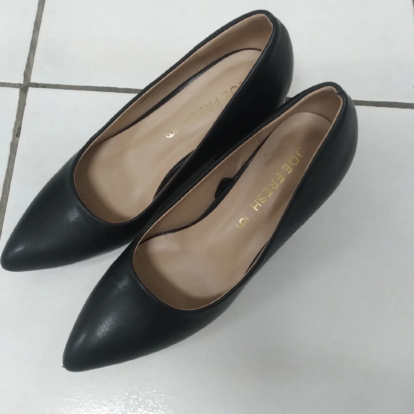 Joe Fresh Black Heels - Size 6 thumbnail