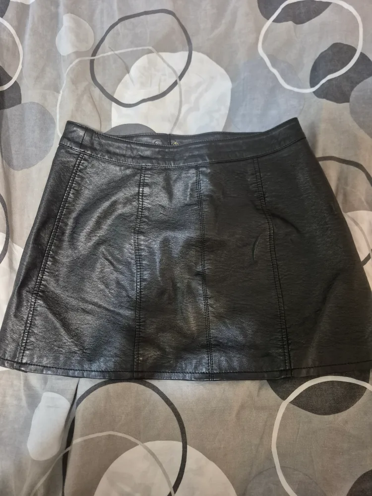 H&M Divided Faux Leather Skirt - Size 6 thumbnail