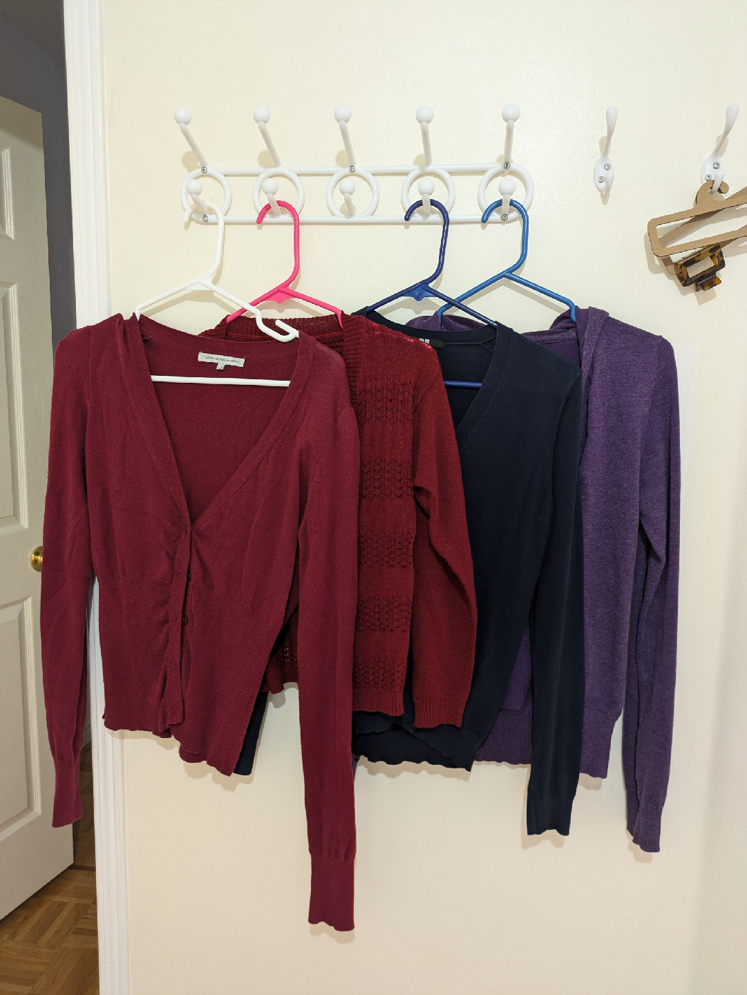 4 cardigans (blue notes, Uniqlo, urban behavior)