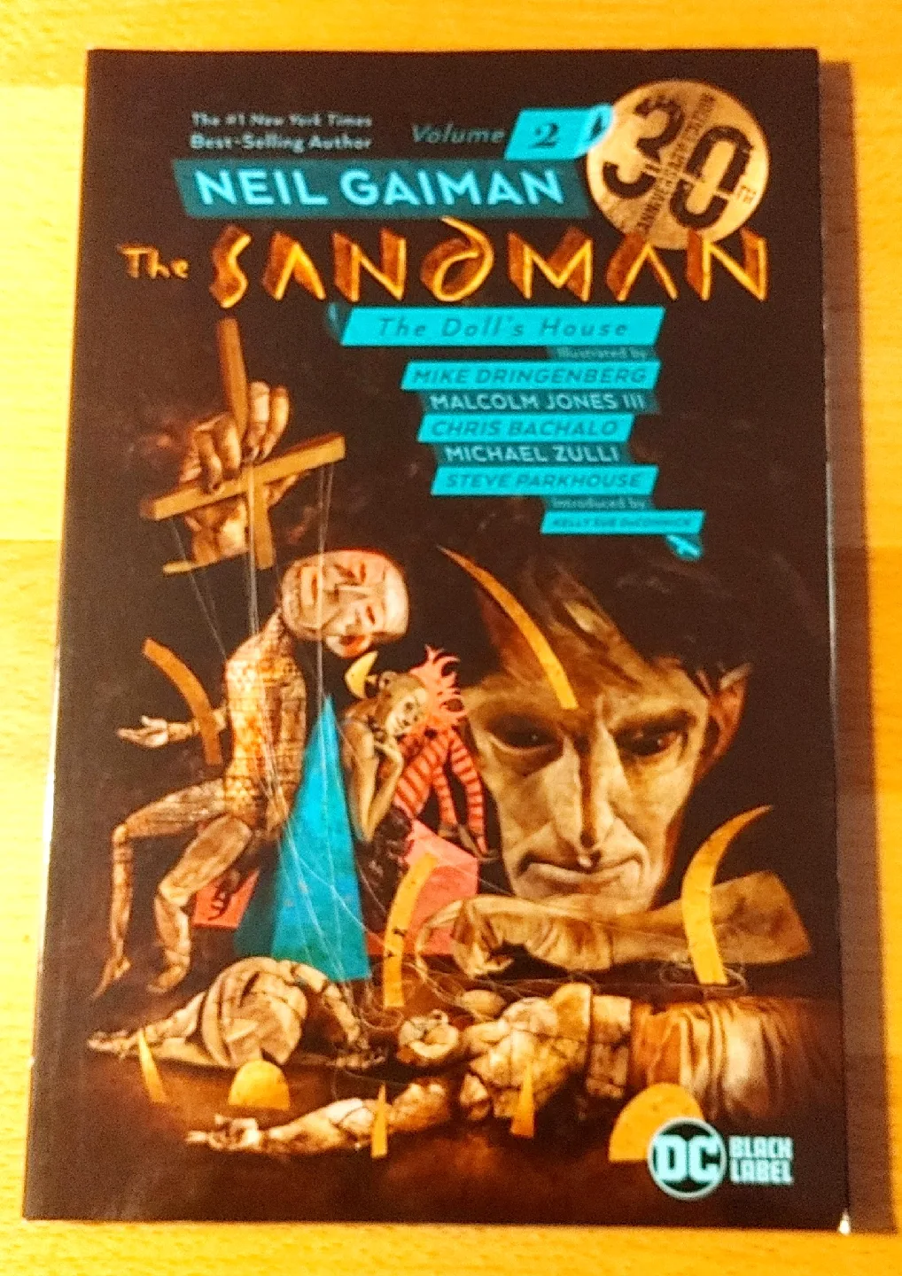 Neil Gaiman's The Sandman Volumes 1-7 image indicator(2)