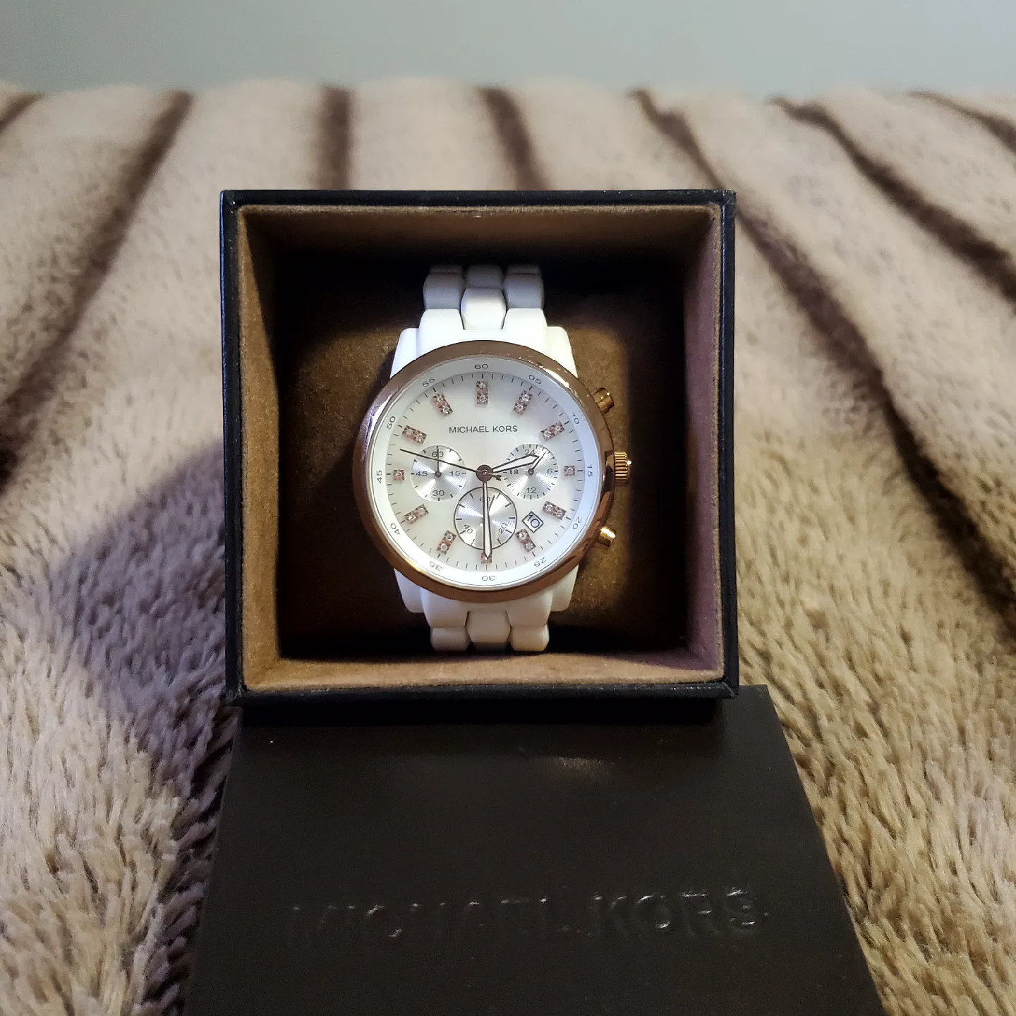 Michael Kors Ladies White Ceramic Watch image indicator(2)