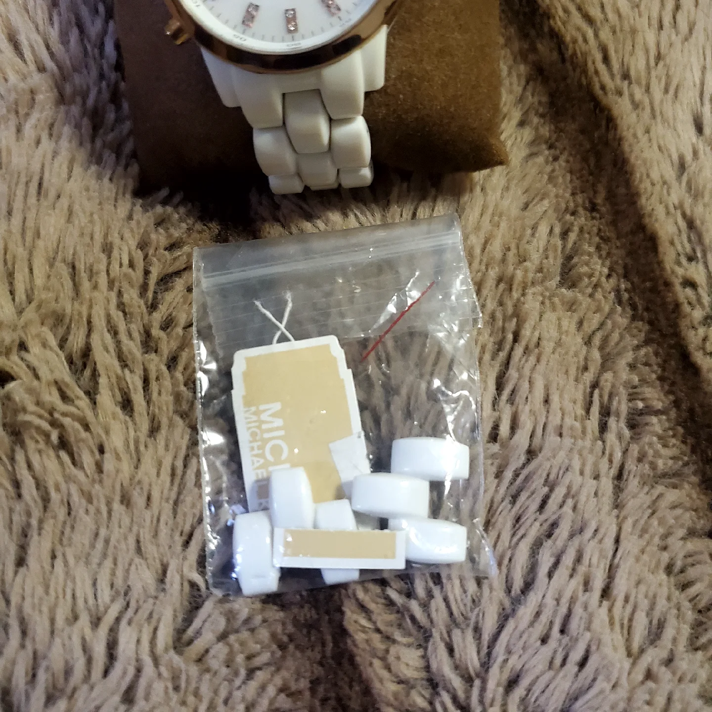 Michael Kors Ladies White Ceramic Watch image indicator(5)