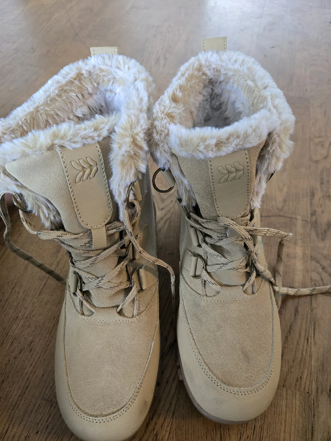 All in Motion Women's Winter Boots - Size 8W