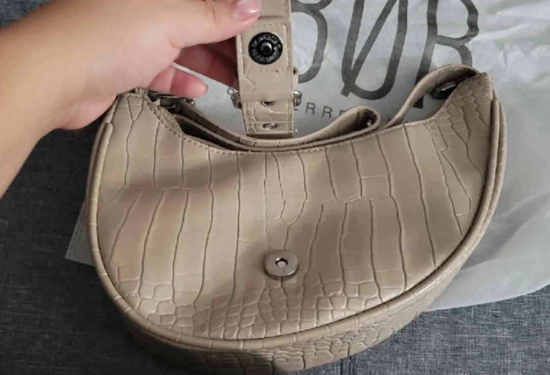 Crescent Bag 8 other reasons - photo 5