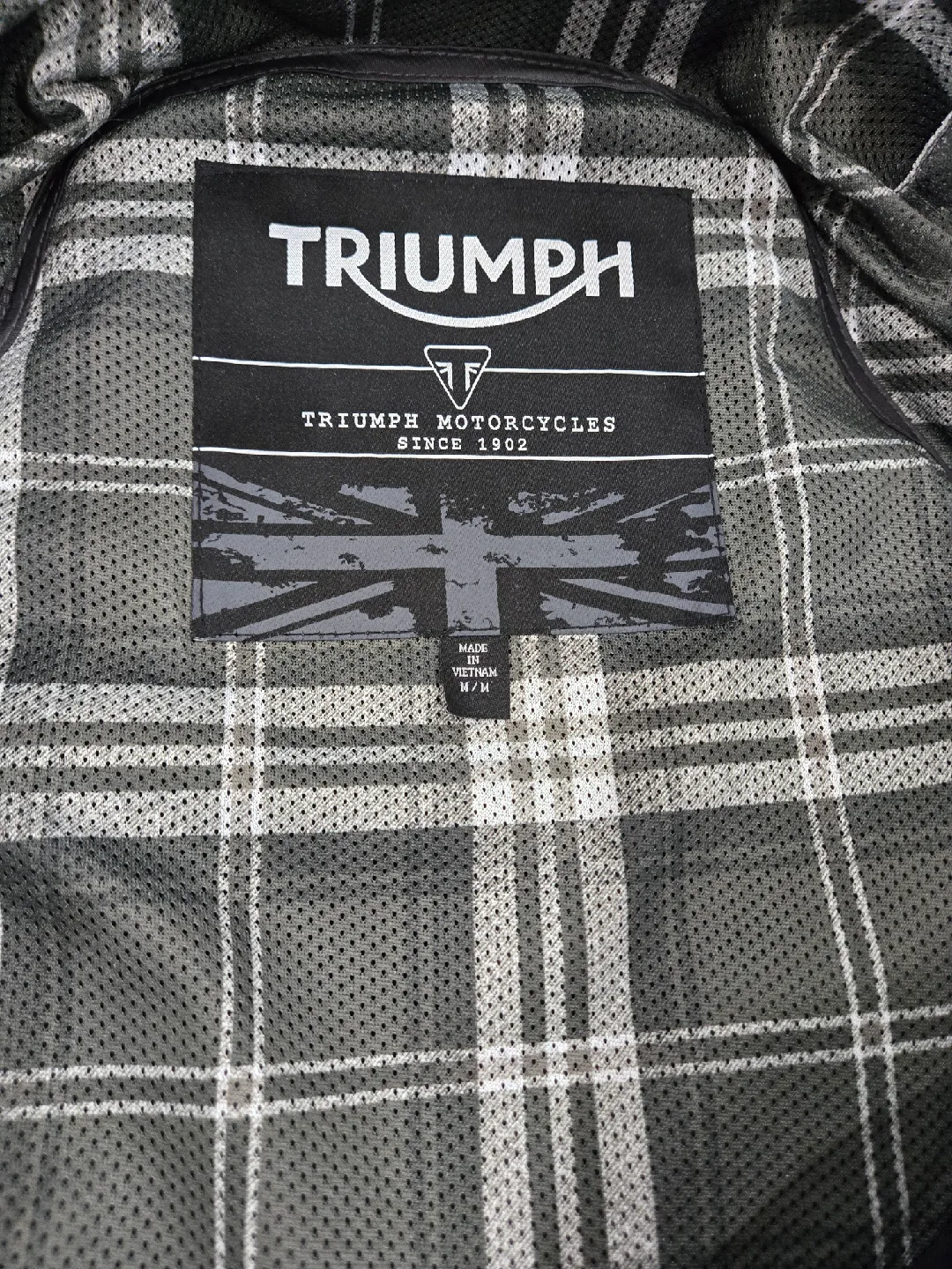 Bramd New Barbour Triumph Motorcycle Jacket with D3O Protection image indicator(8)