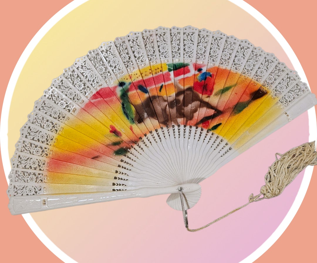 🤎 Foldable Plastic Vintage Fan - photo 3