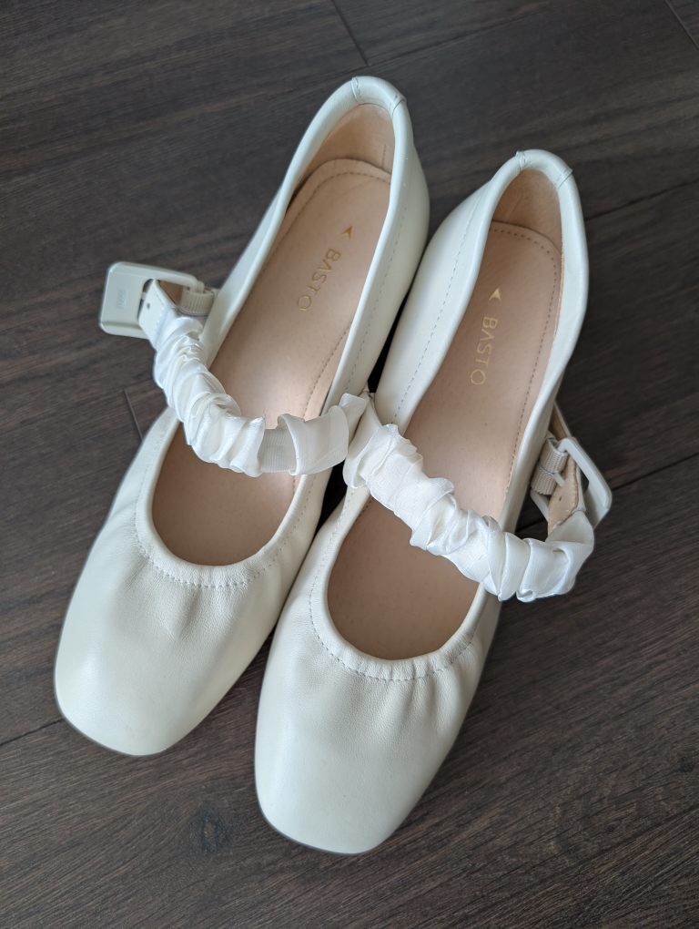 Off-White Mary Jane Shoes - Size 37 - photo 2