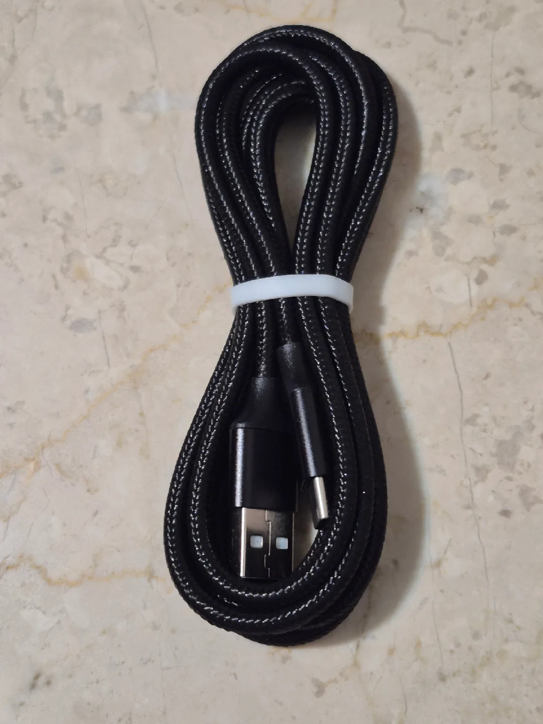 Free) 2 Phone Ring Holders Silver & Black image indicator(2)