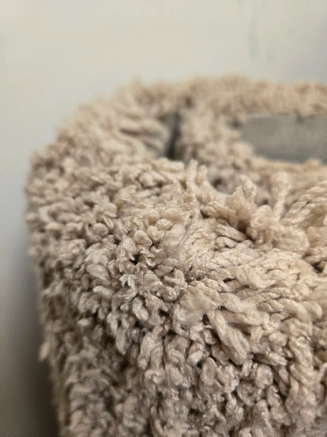 Large Beige Shag Rug image indicator(4)