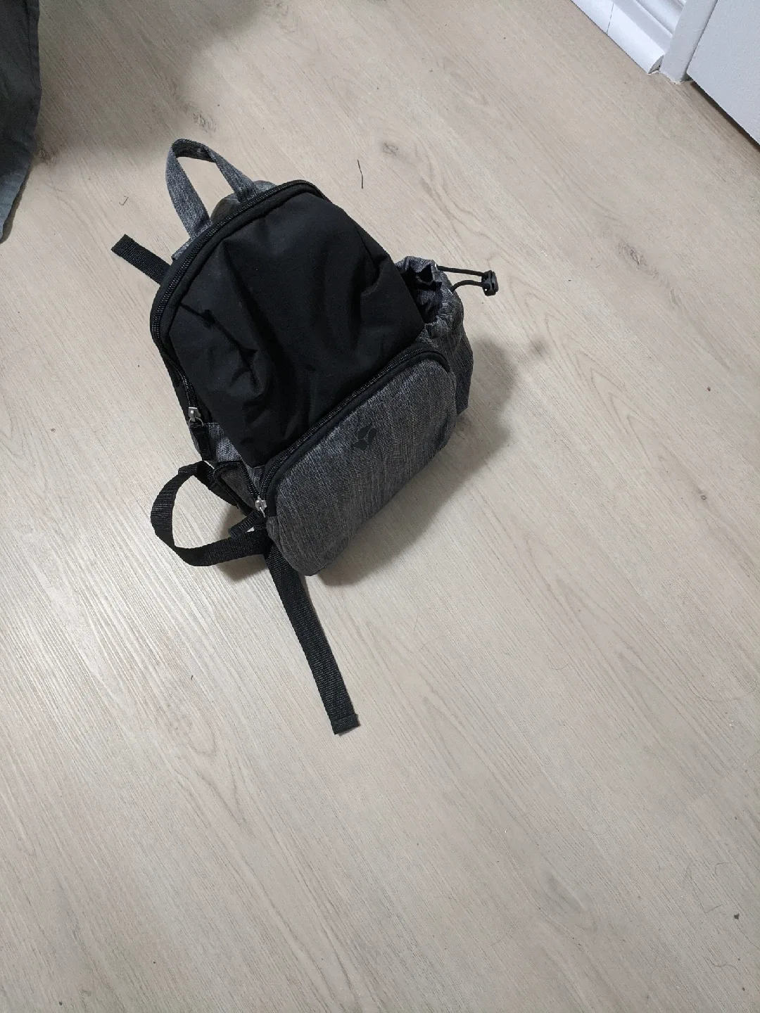 Mini Backpack for little kids image indicator(4)